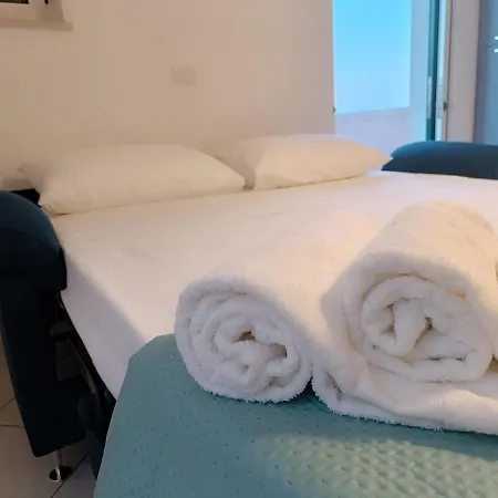 Luce D'oriente, Sea View Apartman