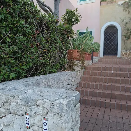 Luce D'oriente, Sea View Apartman *