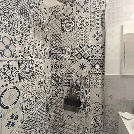 Luce D'oriente, Sea View *