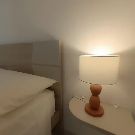 Luce D'oriente, Sea View Apartman