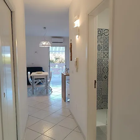 Luce D'oriente, Sea View Apartman *