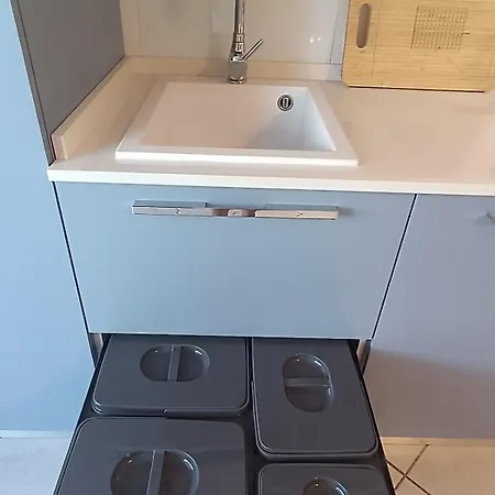 Luce D'oriente, Sea View *